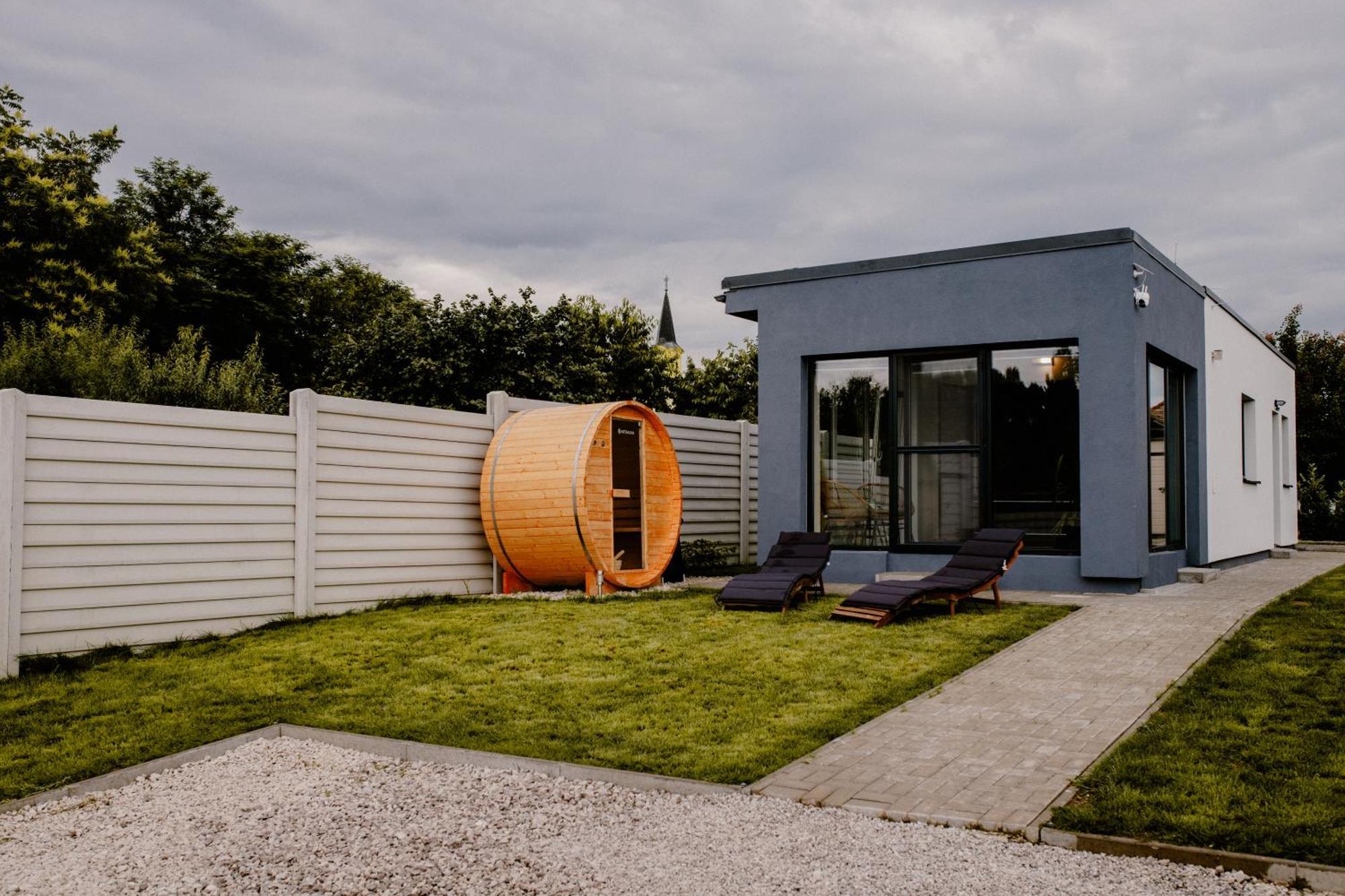Apartment Fratello Šoporňa Dış mekan fotoğraf
